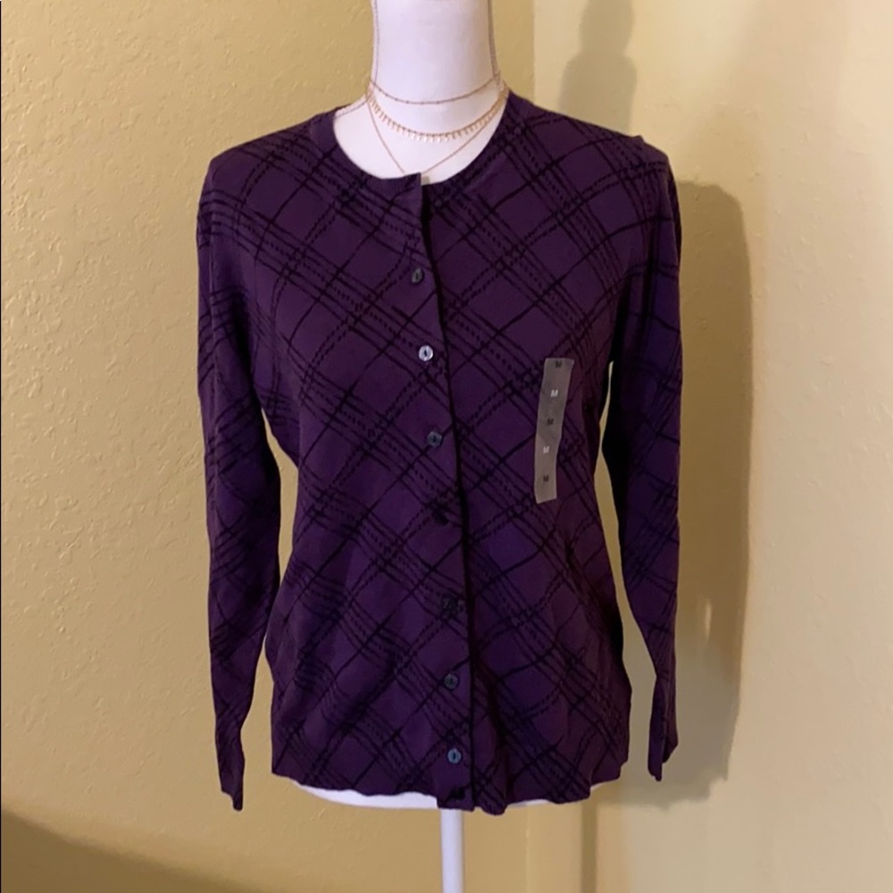 🚚 NWT Purple Karen Scott Cardigan Size M